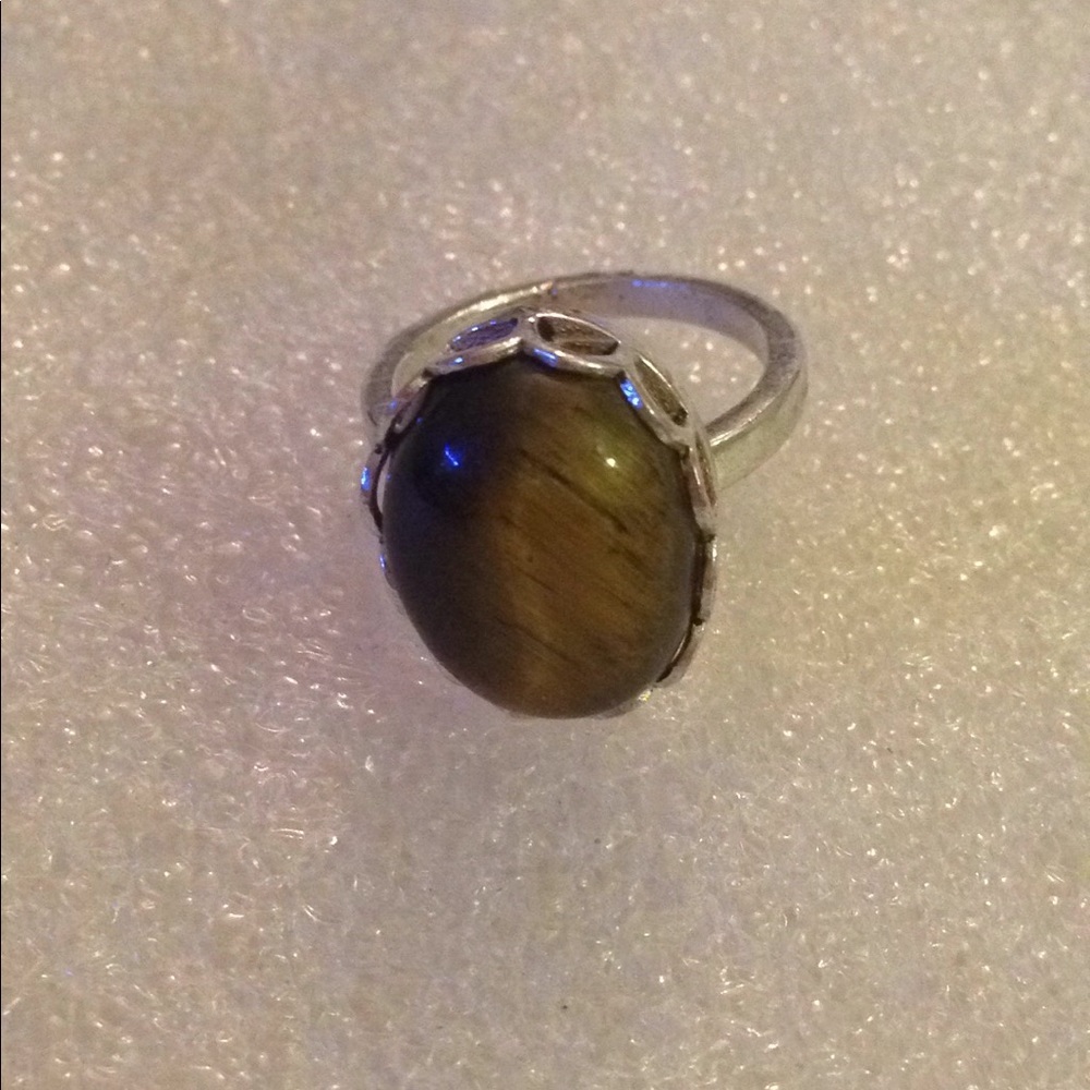Vintage sterling tiger eye ring
